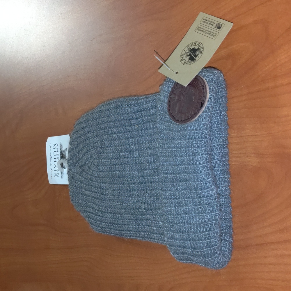 Duluth Pack Duluth Minnesota Mohair Stitched Leather Patch Gray Beanie New